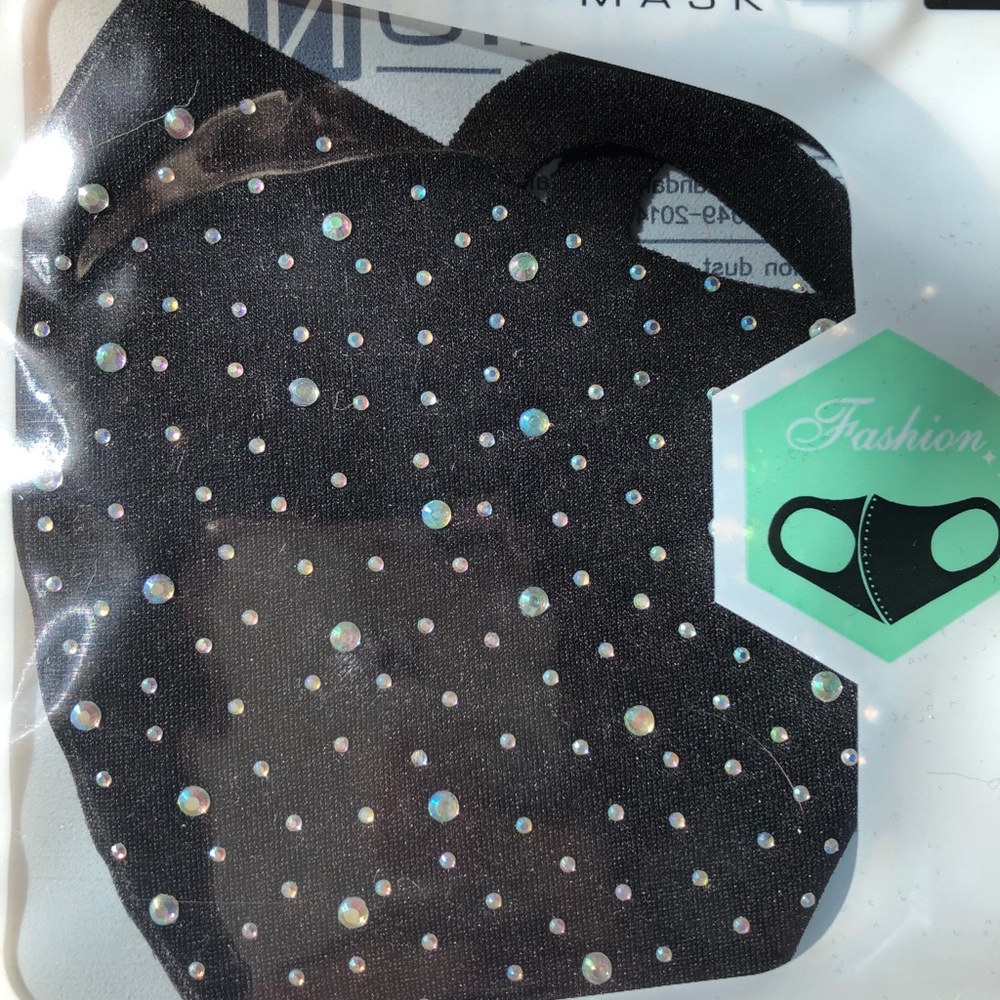 NIB Crystal Rhinestone Reusable Fashion Face Mask